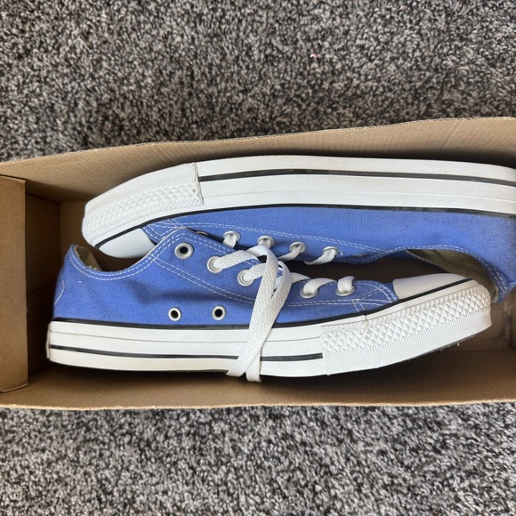 Blue Canvas Converse - Picture 1 of 6